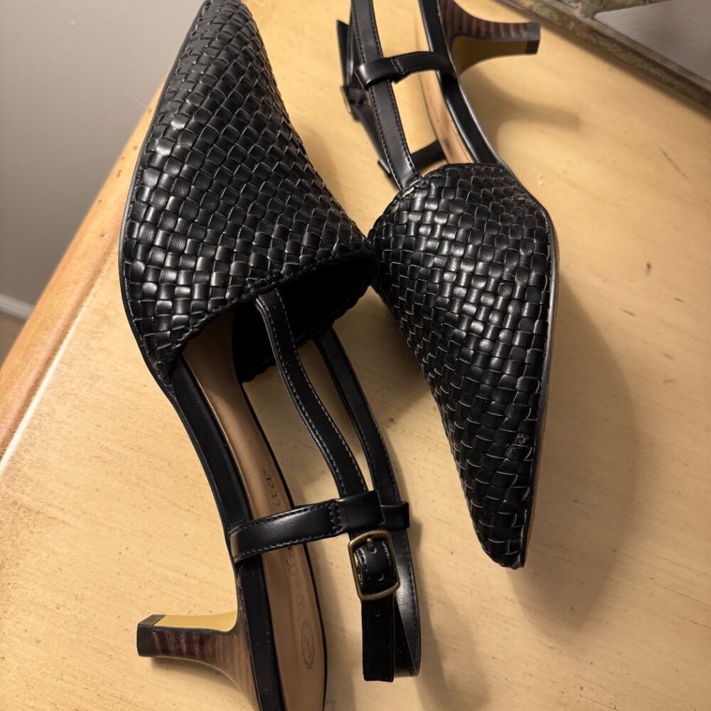Bella Vita KAISLEY Slingback Pump black weave wide width shoe 9.5 WW